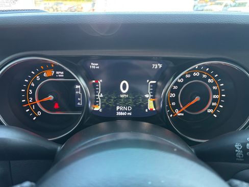 Used 2023 Jeep Wrangler Unlimited Sport image 18