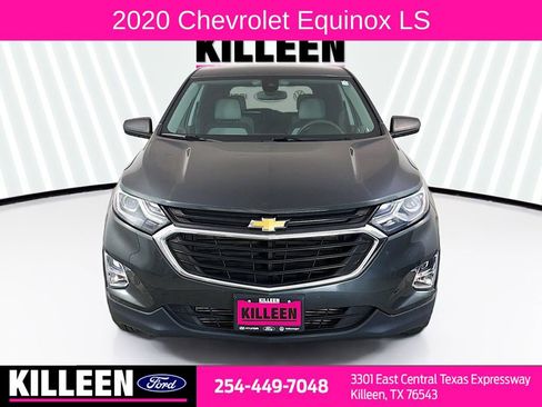 Used 2020 Chevrolet Equinox LS w/ LS Convenience Package image 2