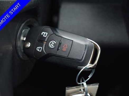 Used 2018 Ford F150 XLT w/ Equipment Group 302A Luxury AWD/4WD image 5