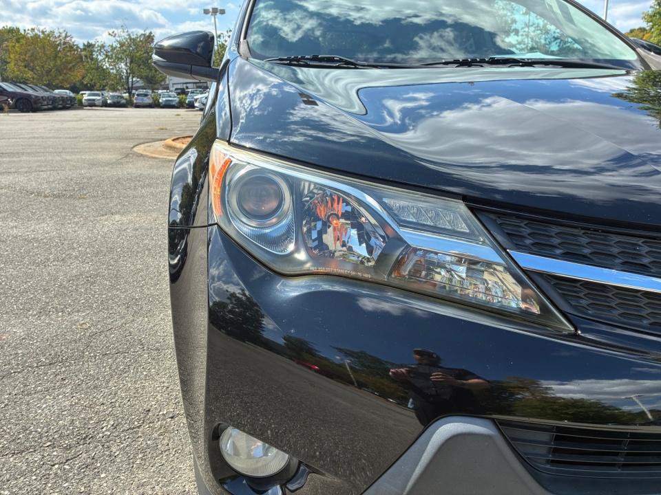 Used 2013 Toyota RAV4 XLE AWD/4WD image 28
