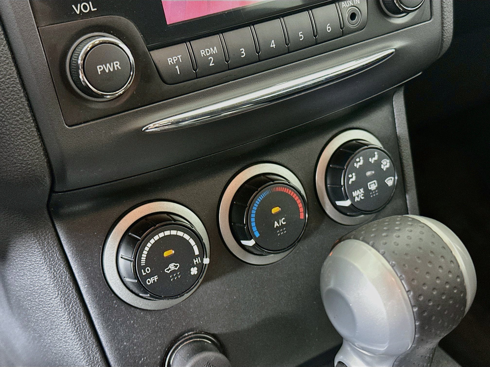Used 2012 Nissan Rogue S w/ Special Edition Pkg AWD/4WD image 22