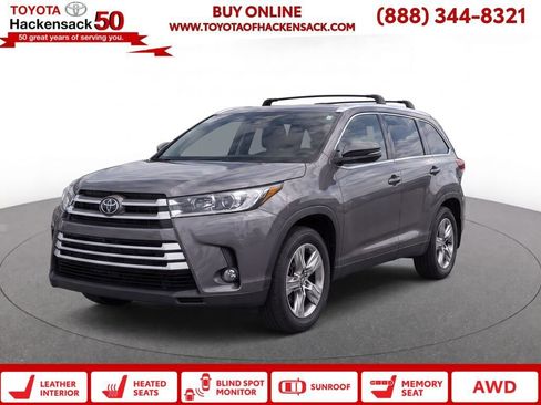 Used 2018 Toyota Highlander Limited AWD/4WD image 1