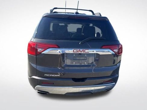 Used 2018 GMC Acadia Denali w/ Technology Package FWD image 4