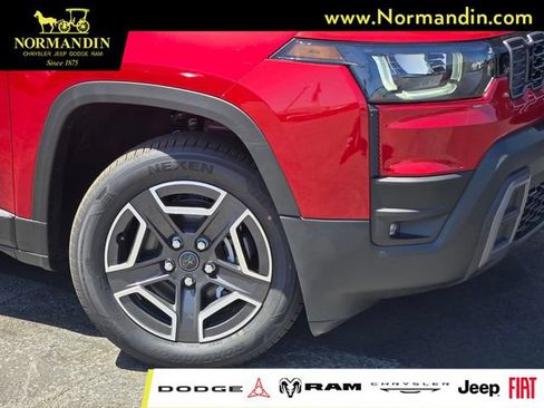 New 2026 Jeep Cherokee Laredo AWD/4WD image 3