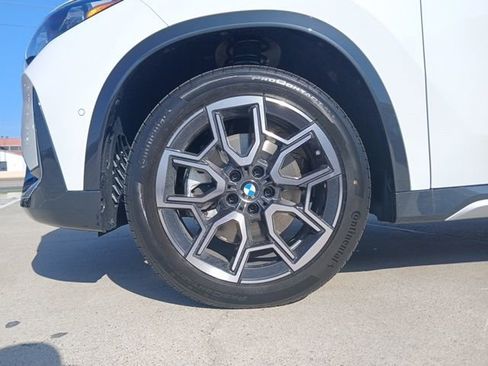 New 2026 BMW X1 xDrive28i w/ Convenience Package AWD/4WD image 5