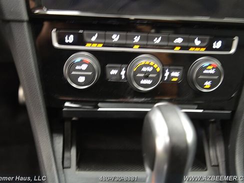 Used 2021 Volkswagen GTI Autobahn image 32