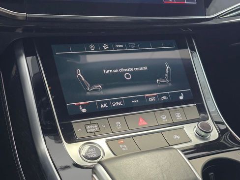 Used 2025 Audi Q7 3.0T Premium Plus image 35