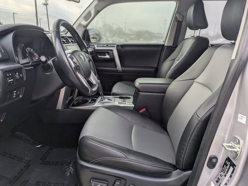 Used 2023 Toyota 4Runner SR5 Premium image 27