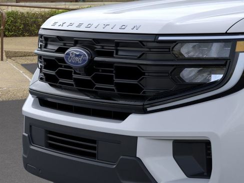 New 2025 Ford Expedition Max Active image 17
