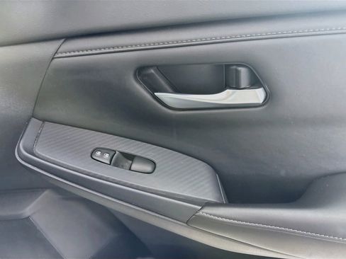 Used 2020 Nissan Sentra SV FWD image 31