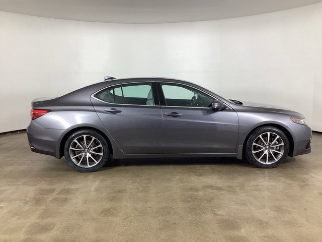 Used 2017 Acura TLX w/ Advance Package AWD/4WD image 4
