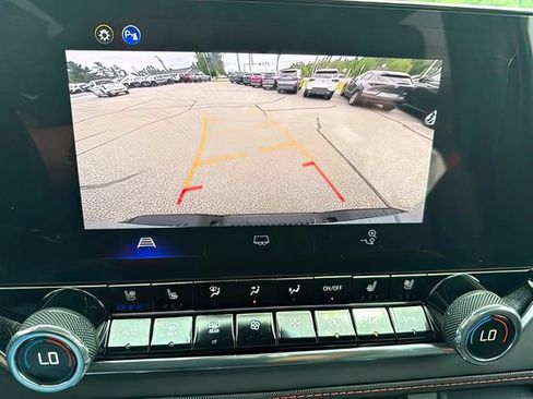 Used 2026 Chevrolet Colorado Z71 w/ Z71 Convenience Package 2 AWD/4WD image 23
