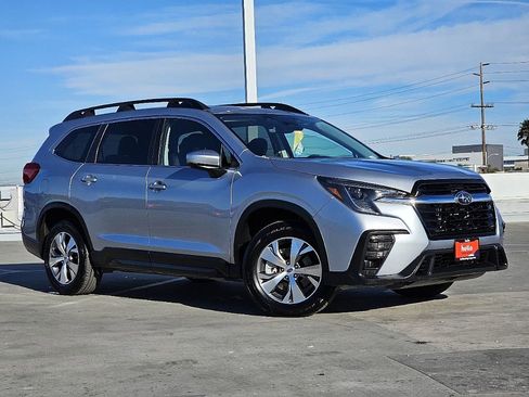 Certified 2024 Subaru Ascent Premium w/ Convenience Package image 3