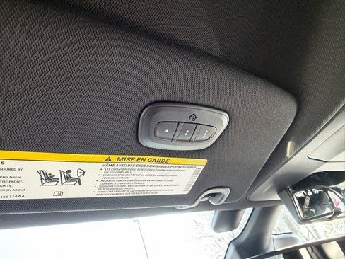 Used 2021 Chrysler Pacifica Touring w/ Uconnect Theater Family Group FWD image 64