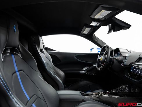 Used 2022 Ferrari SF90 Stradale *CARBON FIBER STEERING WHEEL * image 35