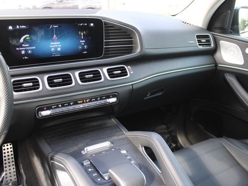 Certified 2023 Mercedes-Benz GLS 580 4MATIC image 18