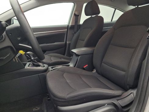 Used 2020 Hyundai Elantra SEL w/ Cargo Package (C1) FWD image 17