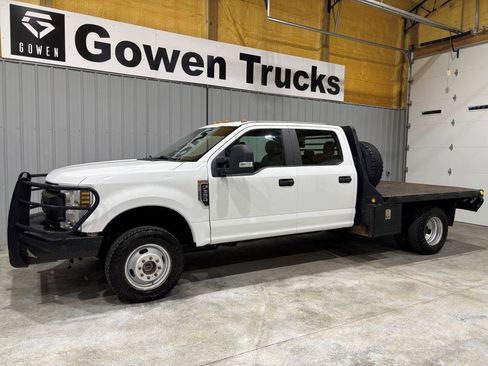 Used 2019 Ford F350 XL w/ Power Equipment Group image 4
