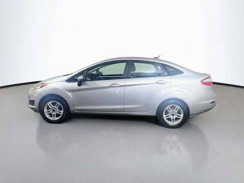 Used 2019 Ford Fiesta SE FWD image 5