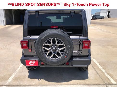 New 2025 Jeep Wrangler Unlimited Sahara w/ Safety Group AWD/4WD image 7