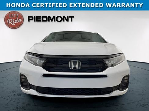 Certified 2025 Honda Odyssey Touring image 10