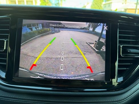 Used 2022 Dodge Durango GT image 20