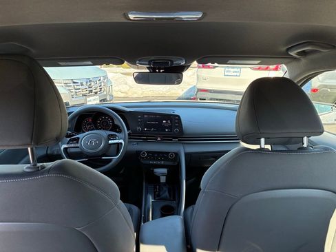 Used 2023 Hyundai Elantra SEL w/ Cargo Package image 14