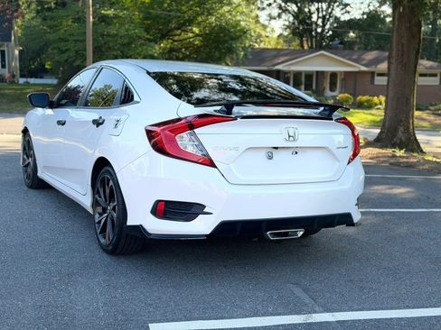 Used 2020 Honda Civic Sport image 4