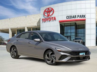 Used 2025 Hyundai Elantra SEL