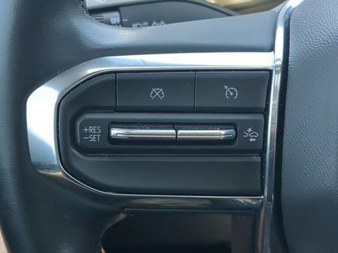 Used 2025 GMC Canyon Elevation w/ Convenience Package RWD image 26