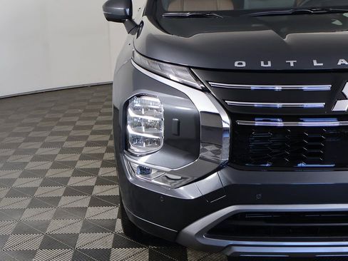 New 2025 Mitsubishi Outlander SEL image 18