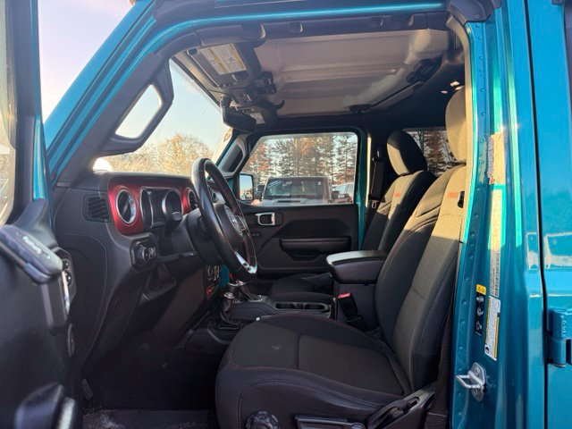 Used 2020 Jeep Wrangler Unlimited Rubicon w/ Dual Top Group AWD/4WD image 8