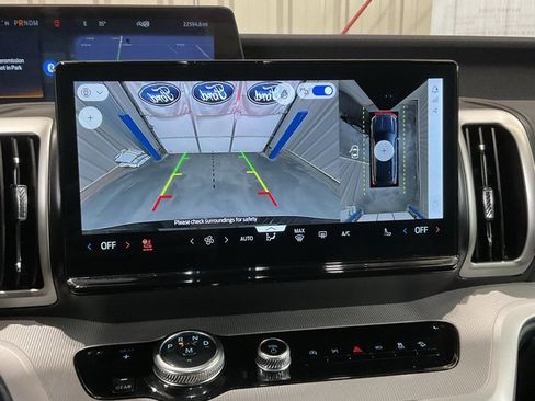 Used 2025 Ford Expedition Max Active image 18