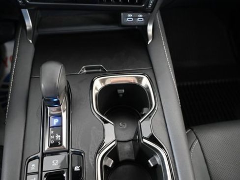 Used 2025 Lexus RX 350h image 18