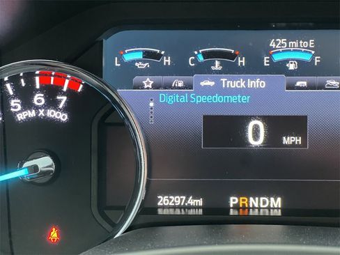 Used 2022 Ford F250 Lariat w/ Lariat Ultimate Package image 28