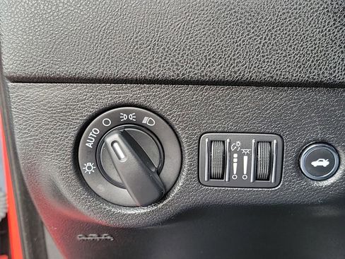 Certified 2022 Dodge Charger SXT w/ Leather Interior Group image 13