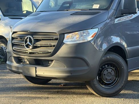 New 2026 Mercedes-Benz Sprinter 2500 image 3