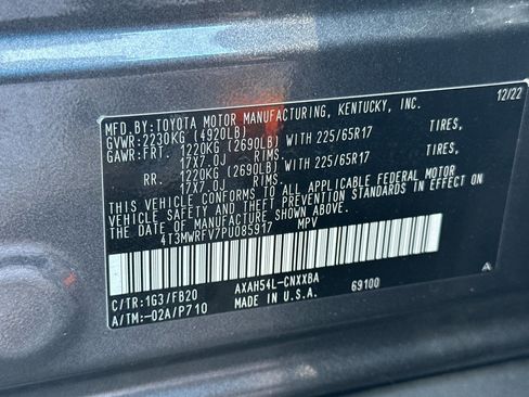 Certified 2023 Toyota RAV4 LE AWD/4WD image 28