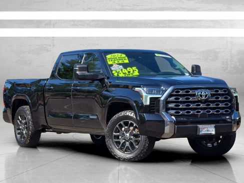 Used 2024 Toyota Tundra Platinum AWD/4WD image 2