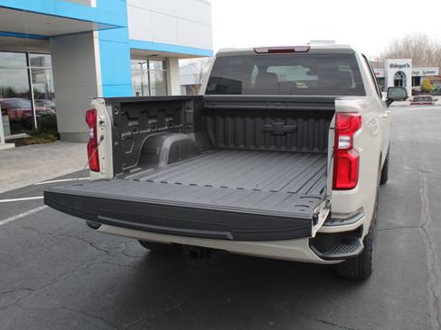 New 2026 Chevrolet Silverado 1500 RST image 17