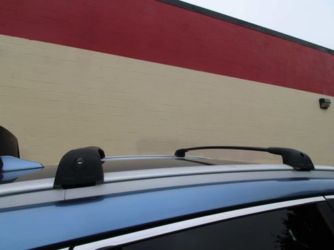 Used 2022 Kia Niro EX Premium image 27