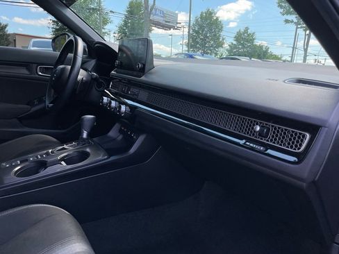 Certified 2025 Honda Civic Sport image 33