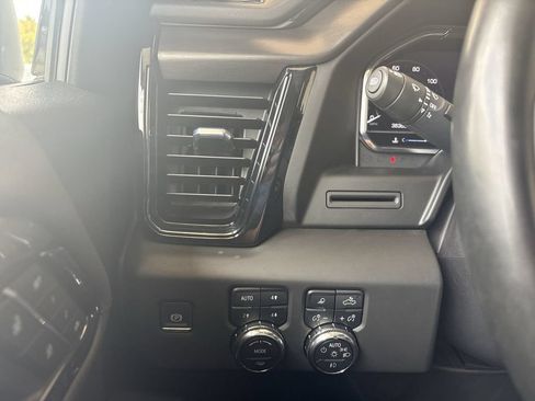 Certified 2025 GMC Sierra 1500 AT4 AWD/4WD image 18