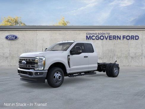 New 2026 Ford F350 XL w/ XL Chrome Package AWD/4WD image 2