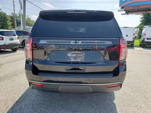 Used 2022 Chevrolet Suburban Z71 w/ Luxury Package AWD/4WD image 4
