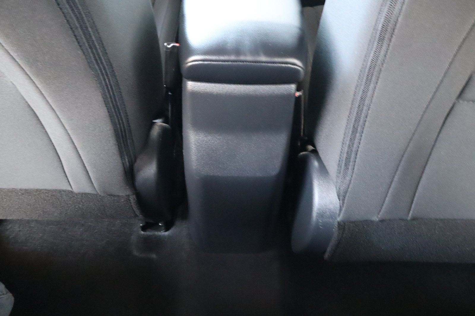 Used 2025 Nissan Kicks S FWD image 34