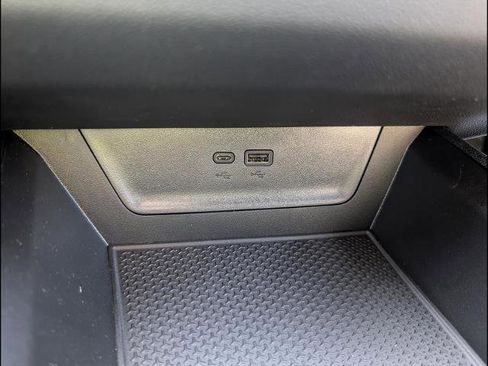 New 2026 Chevrolet Equinox LT w/ Safety and Technology Package FWD image 15