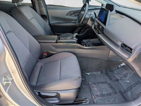 Used 2024 Toyota Prius LE image 19
