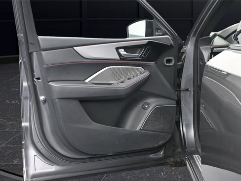 Used 2023 Acura MDX A-Spec AWD/4WD image 11