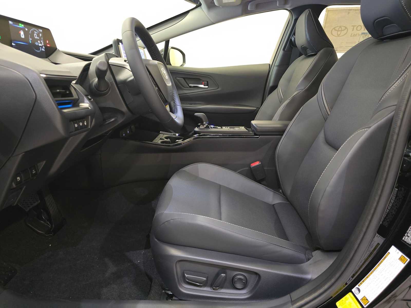 New 2027 Toyota Prius Plug-In Hybrid FWD image 21